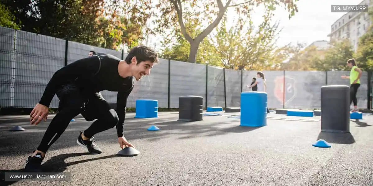 高清画质 + 专业解说,打造沉浸式观赛体验!🎧